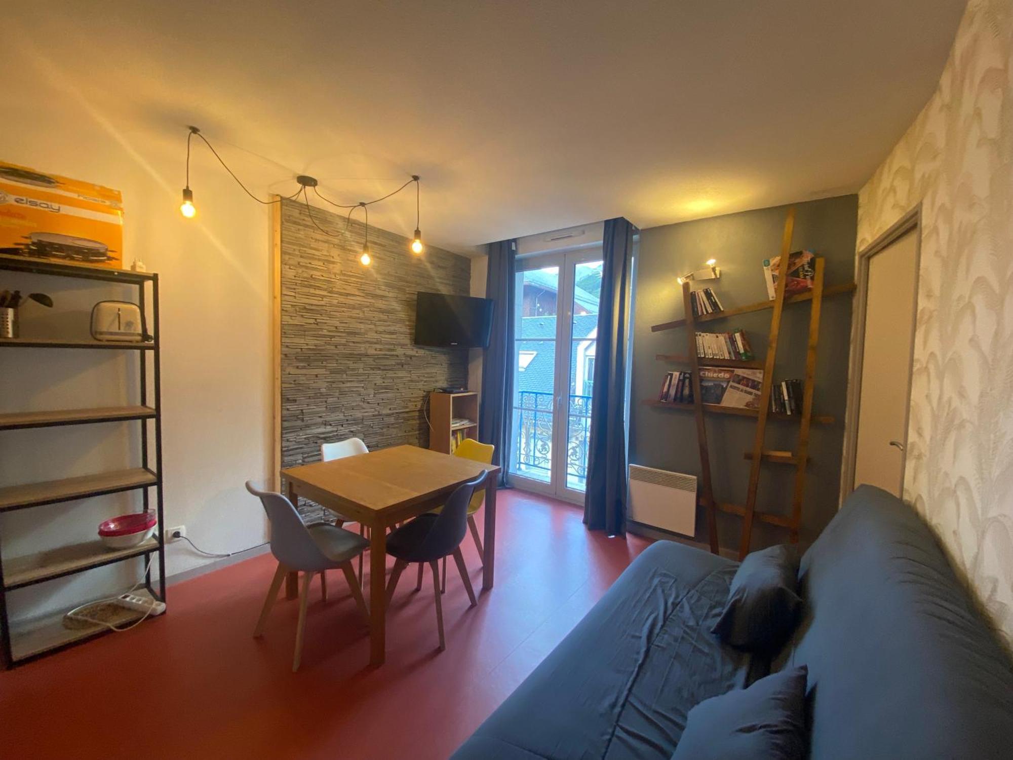 Appartement Idealement Situe Wifi Disponible Cauterets Bagian luar foto